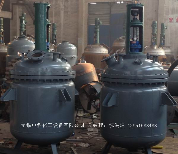 蒸汽加熱反應(yīng)釜、導(dǎo)熱油循環(huán)加熱反應(yīng)釜 