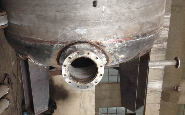 蒸汽穩(wěn)壓罐(蒸汽壓力10公斤級)